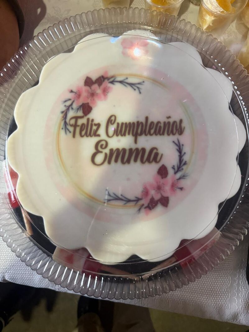 Gelatina personalizada con flores y nombre